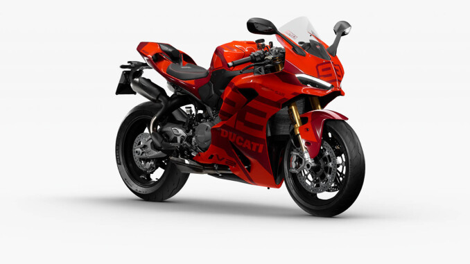 Ducati Panigale V2 MM93 (26MY) - Image 3